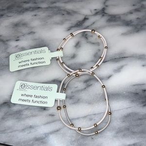 Essentials bracelet/hairtie